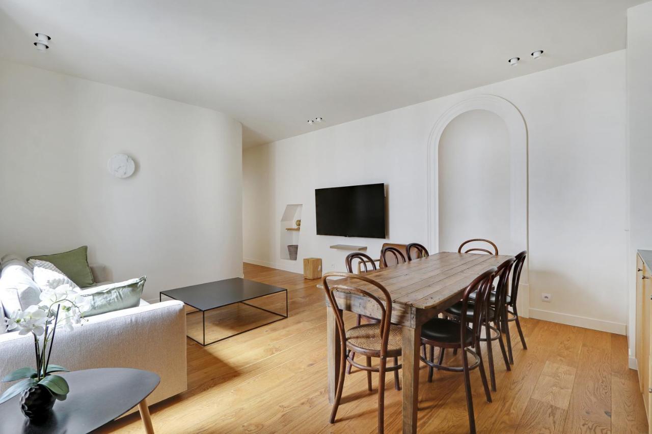 Pick A Flat's In Madeleine - Rue Tronchet * Parijs