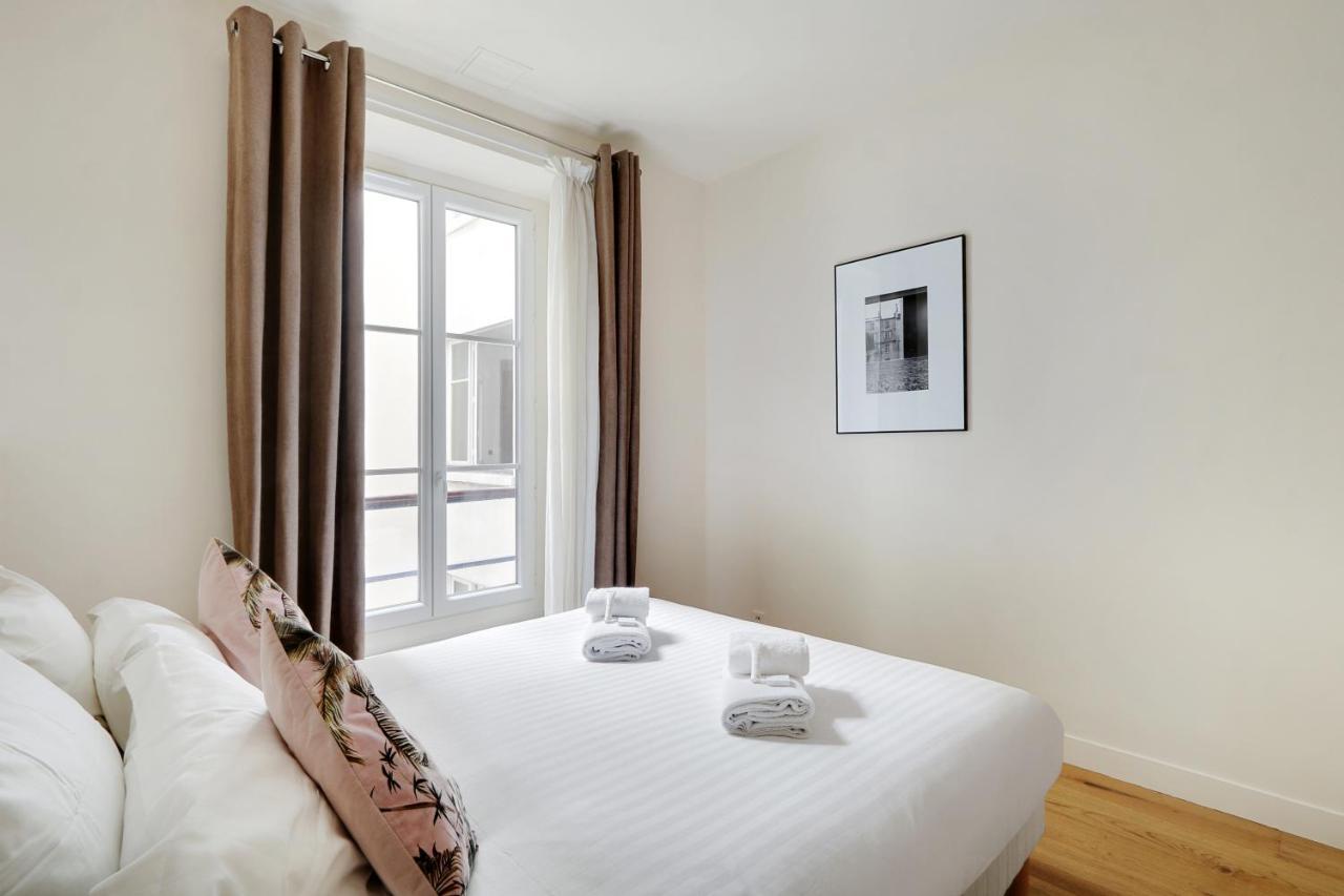 Pick A Flat's In Madeleine - Rue Tronchet * Parijs