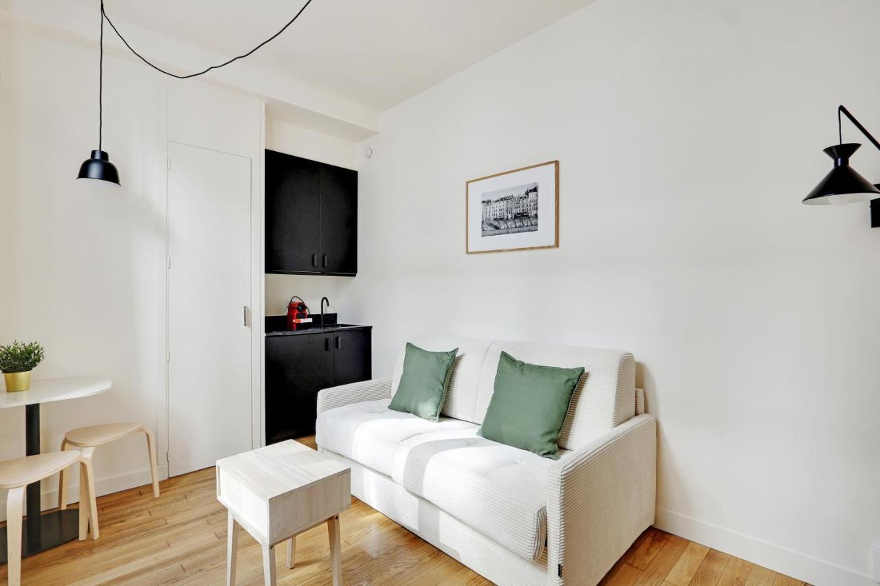 Pick A Flat's In Madeleine - Rue Tronchet * Parijs